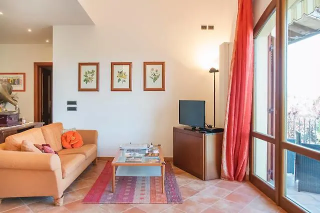 Madonna Della Rosa Apartment Chianciano Terme 0*,